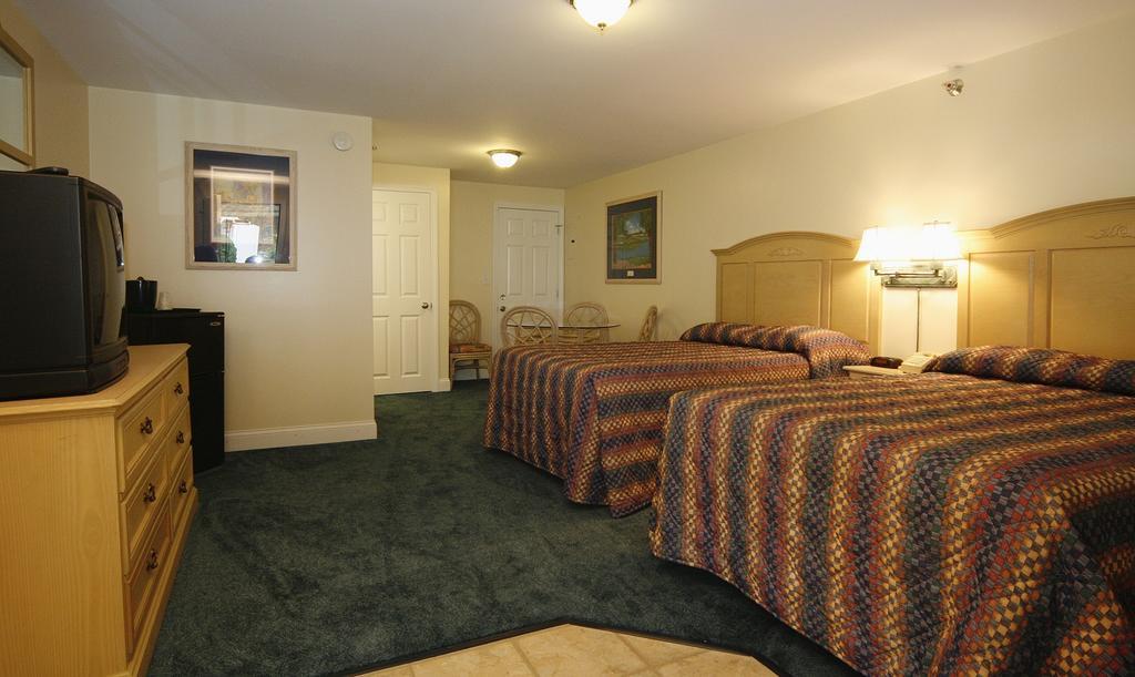 Seafarer Condominium Resort Огънкуит Стая снимка